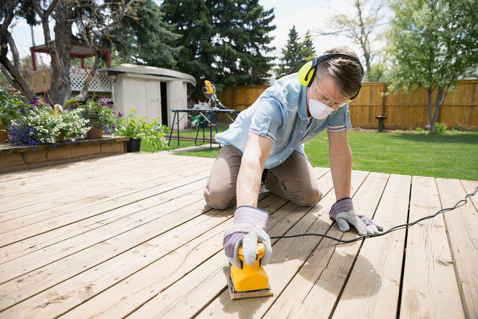 Tips for sanding wooden floors before finishing