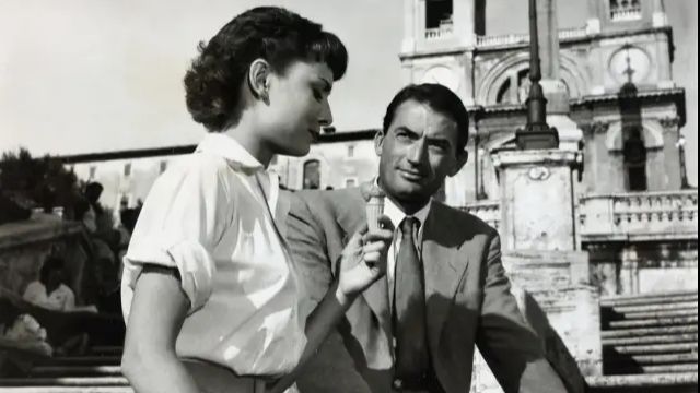The &quot;Roman holiday&quot; in expectations