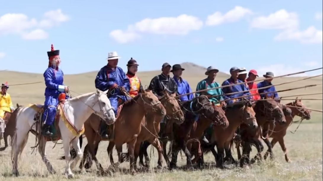 ¿Por qué los mongoles no se atreven a comer carne de caballo?
