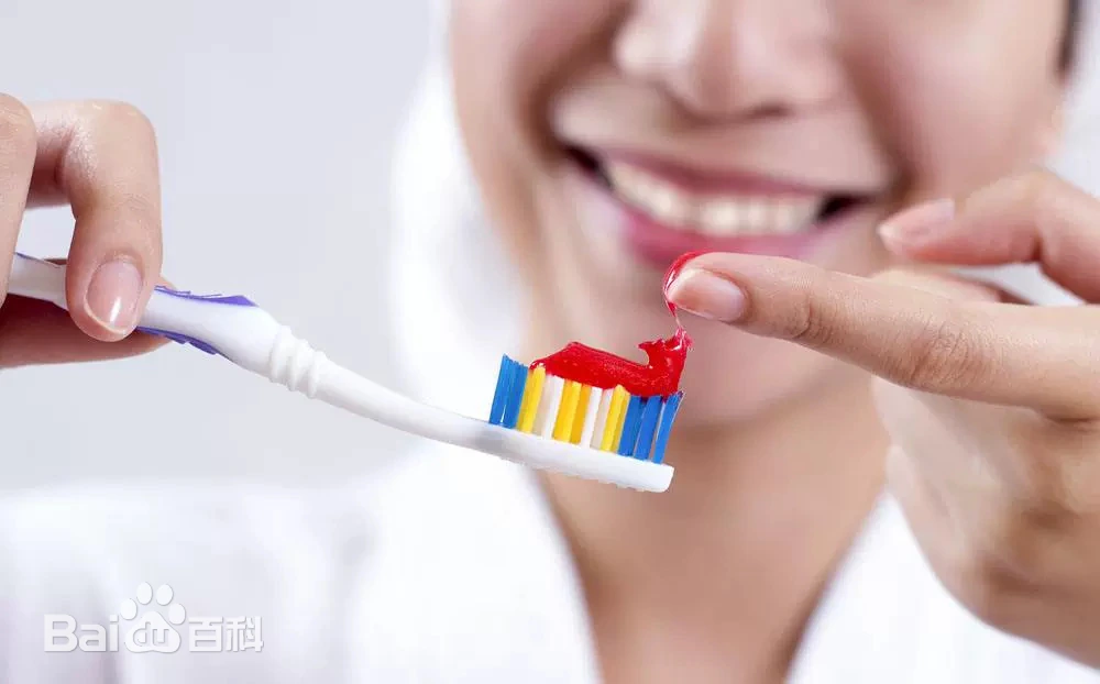 The development and composition of toothpaste