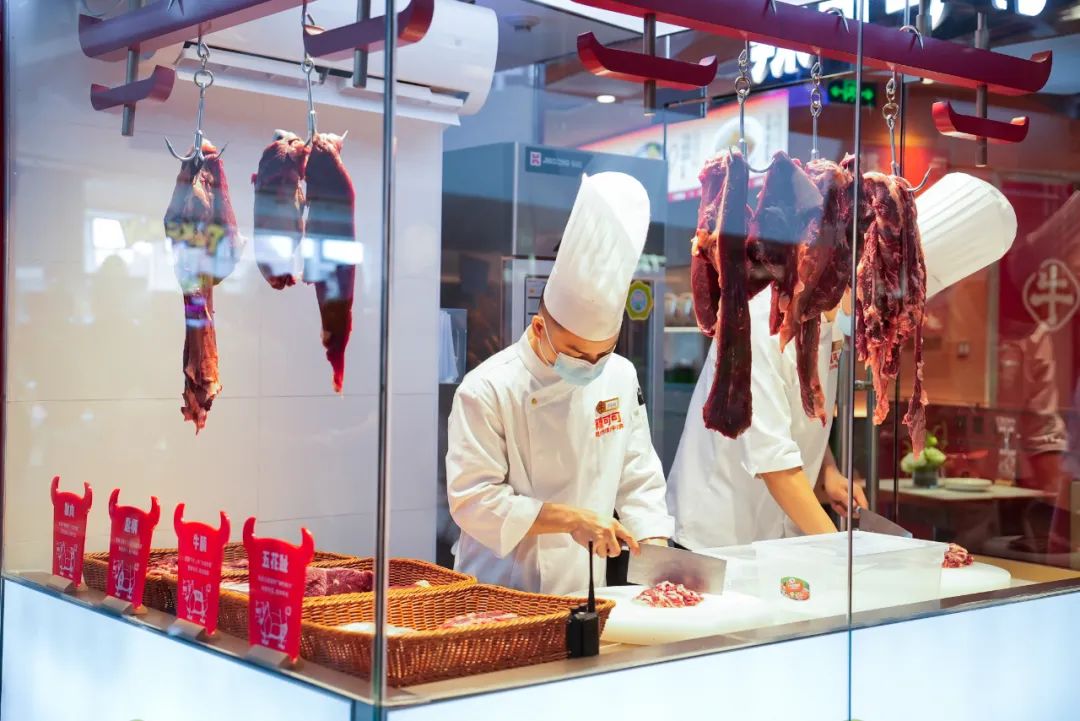¿Qué cambios en el consumo refleja el camino de superación de la marca de la cocina de Hunan?