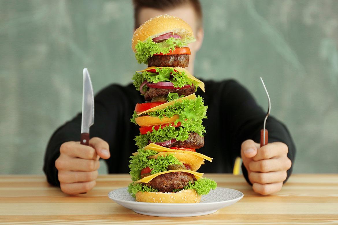 暴飲暴食後是否需要立即運動或節食？